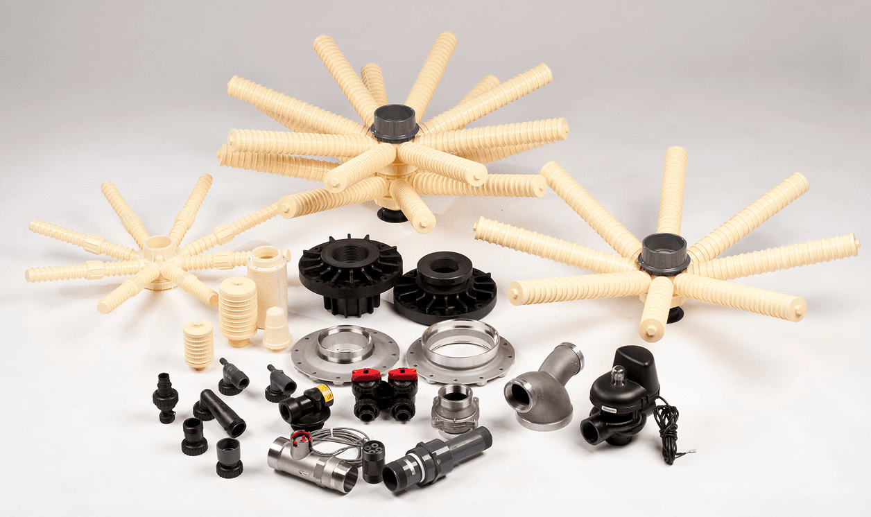 Distribuidores, toberas y accesorios para tanques